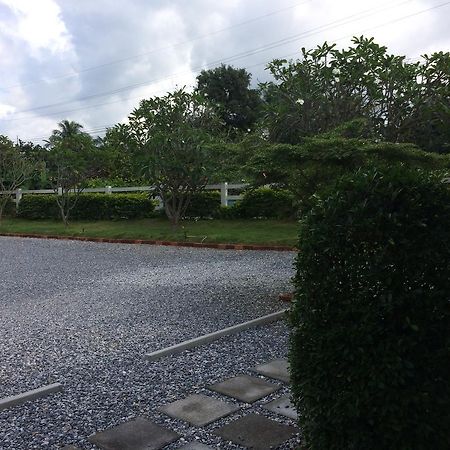 Baan Chan Suan Nong Nam Daeng Luaran gambar