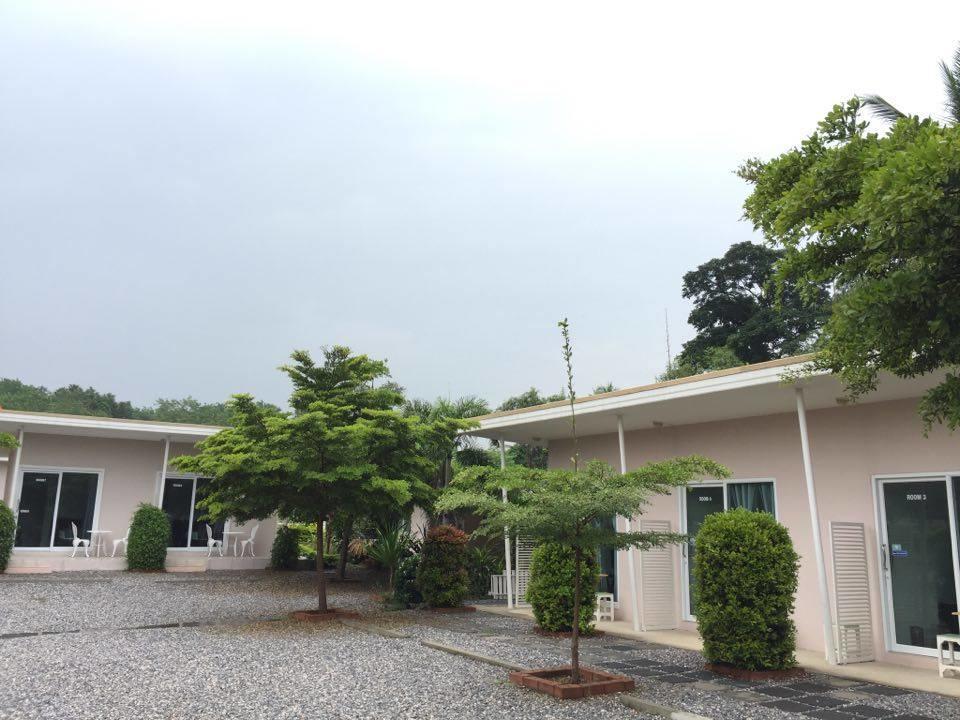 Baan Chan Suan Nong Nam Daeng Luaran gambar